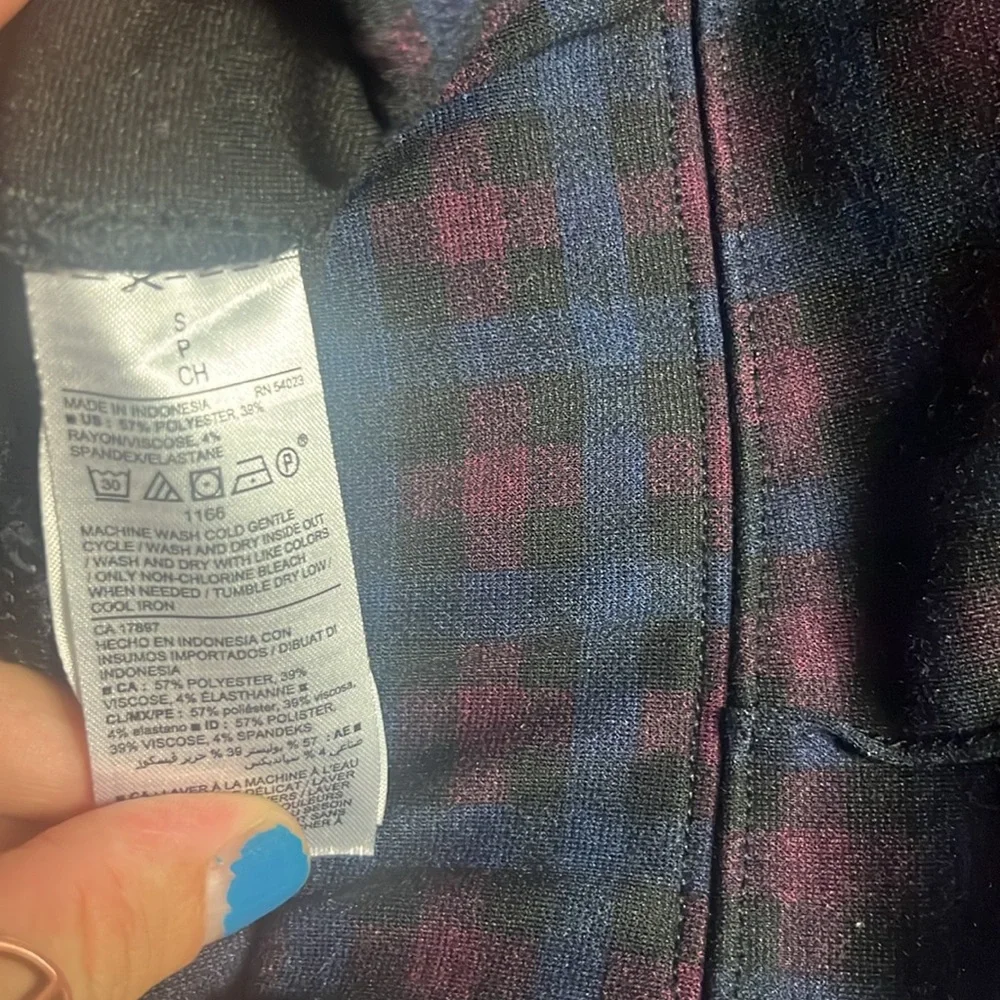 Old Navy High-Waisted Stevie Pintucked Patterned Pants Size Small